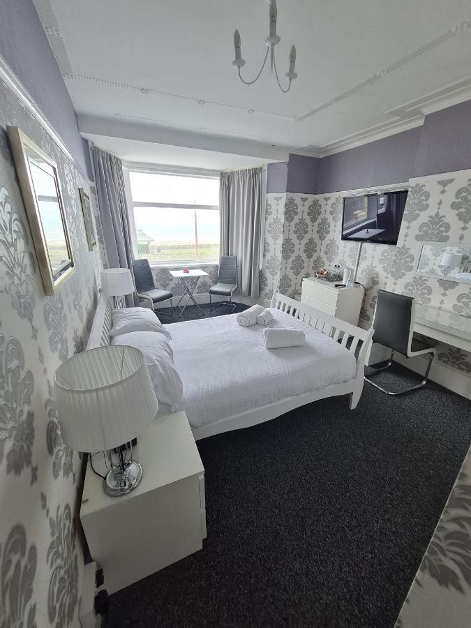Queens Plaza Hotel Blackpool Exterior foto