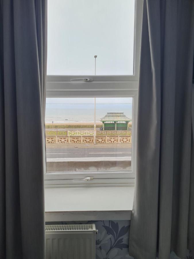 Queens Plaza Hotel Blackpool Exterior foto